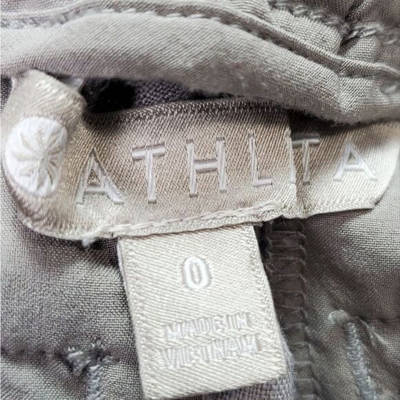 Athleta Gray 100% Linen Cuffed Ankle Pants - Picture 5 of 7